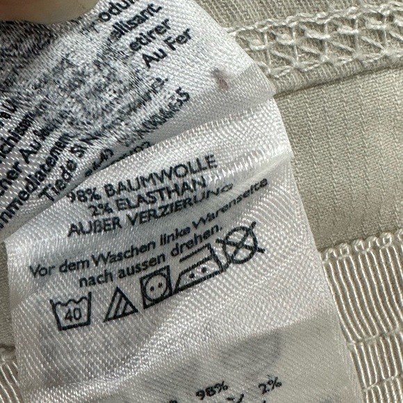 Women's Eddie Bauer 10 Medium Capri Pants Chino Khakis Twill Stretch Cream NWOT - Picture 9 of 11